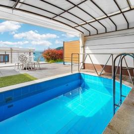 Yeosu The Shine Blue Pool Villa, khách sạn ở Yeosu
