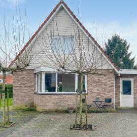 3 Bedroom Nice Home In Zeewolde, hotell sihtkohas Zeewolde