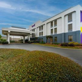 Spark by Hilton Atlanta Kennesaw Town Center, hotel di Kennesaw