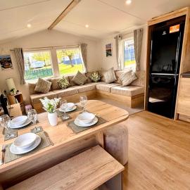 Shamrocks Stays - Award-Winning Coastal Retreat