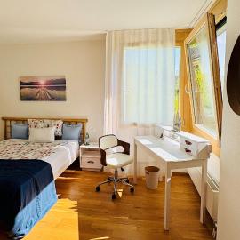 Zürich Hideaway! Neu! B&B an der Goldküste - 2 Einzelzimmer verfügbar, hotel a Küsnacht