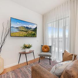 Gorgeous 3-Bed House with Spacious Shared Backyard, khách sạn ở Carnegie