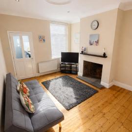 Entire house in city of Leicester
