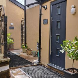 Ground Floor Apartment, Garden and free parking - 10 The Rise