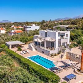 Villa Patra by Villa Plus