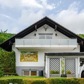 Ferienwohnung am Rehwinkel，Fuldatal的飯店