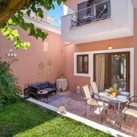 Villa prolithia 2, khách sạn ở Vlikhon