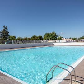 Studio piscine partagée, hotel in Bretignolles-sur-Mer