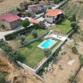 Casa De Vilar do Dão، فندق في بينالفا دو كاستيلو