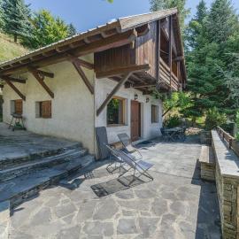 Chalet La Darse Nature et Sérénité, hotel in Villard-Reculas