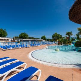 Mobilhome - Piscine - Premium, Hotel in Erdeven