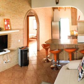 Casas Da Lagoa - T2 Sul, Hotel in Aldeia de Brescos