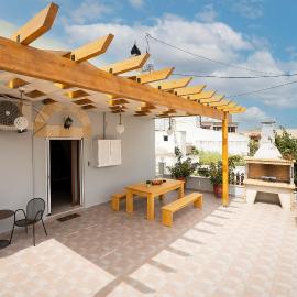 Villa Nikolaos، فندق في بلدة رودس