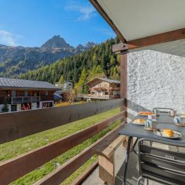 Sunny Nest - View Of Mont Blanc at Montroc - Happy Rentals