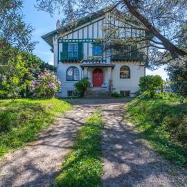 Belle villa basque, hotel u gradu Angle