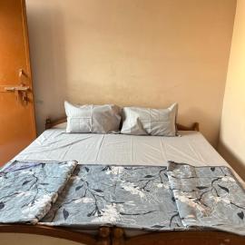 Radha Raman Hotel, hotel en Bherāghāt