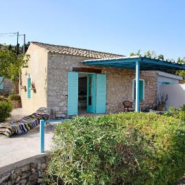 Sira Stonehouse l, hotel in Volimes