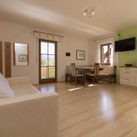 Stompferhof Familienapartment, хотел в Калдаро