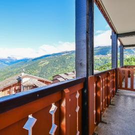Location Appartement La Plagne, hotel v destinaci Bellentre