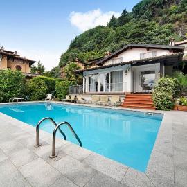 Luxury Country House Domaso, Hotel in Domaso