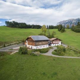 Stampferhof – hotel w mieście Fiè