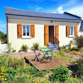 Seaside House, Les Fleurs, hotel a Créances