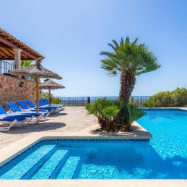 Villa Es Puig, hotel u gradu S'Horta