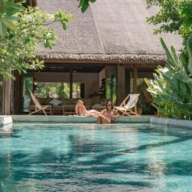 Big Rock Villa - Beachfront villa with pool & direct surf access, viešbutis mieste Pilar