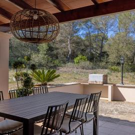 Ca N'Alicia Des Bosch, hotel a Illes Balears