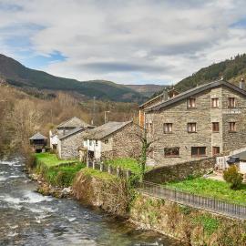 Valle del Ibias - Primero Derecha, hotel u gradu Cecos