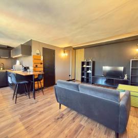 Contemporain - Centre-ville - Port 5min