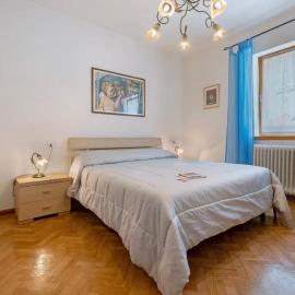 Camera Meridiana, hotell i Roncone