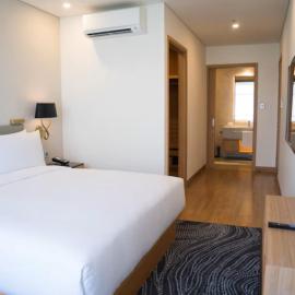 Hotel Shree Guru By AST Grand Hotel & Suites, Hotel in Jāmb