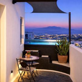 Tiara Suites Fira - Cycladic & Cave, готель у Фірі
