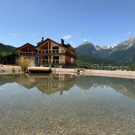 Arnica Alpin Lodge, ξενοδοχείο σε Cavedago