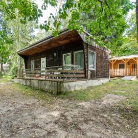 Bungalow 15 - Finnhütte, hotel in Niesky