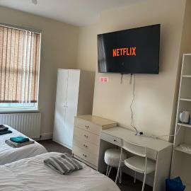 Near city centre, QMC & train station, hotel in Nottingham