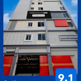 Townhouse Oak Premier Raidurg Biodiversity Park โรงแรมในGachibowli