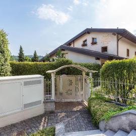 Kastel's house
