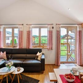 Neubau - Ferienwohnung Waldblick