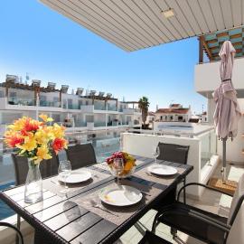 Numar Residence Villa X, hotel in Manta Rota