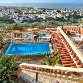 Villa Petite Paradise, ξενοδοχείο σε La Laguna