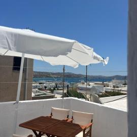 Diana Apartment Adamantas Milos