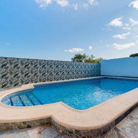 Chalet del Lago, hotel u gradu Torevjeha