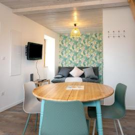 Chez Pierre et Germaine, hotel i Saint-Maurice-de-Rotherens