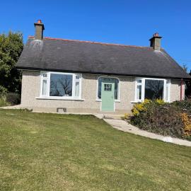 Blaines Hill Farm Cottage with Hot Tub, hotel in Ballynahinch