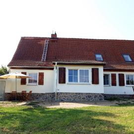 Haus am See - zur roten Tür