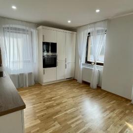 Max Haus 2 – hotel w mieście Karlstadt