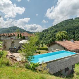Viesnīca Base Camp Poolhouse pilsētā Bādvildbāde