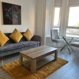 Newly Refurbished 1 Bedroom Flat, hotel in Weston-super-Mare